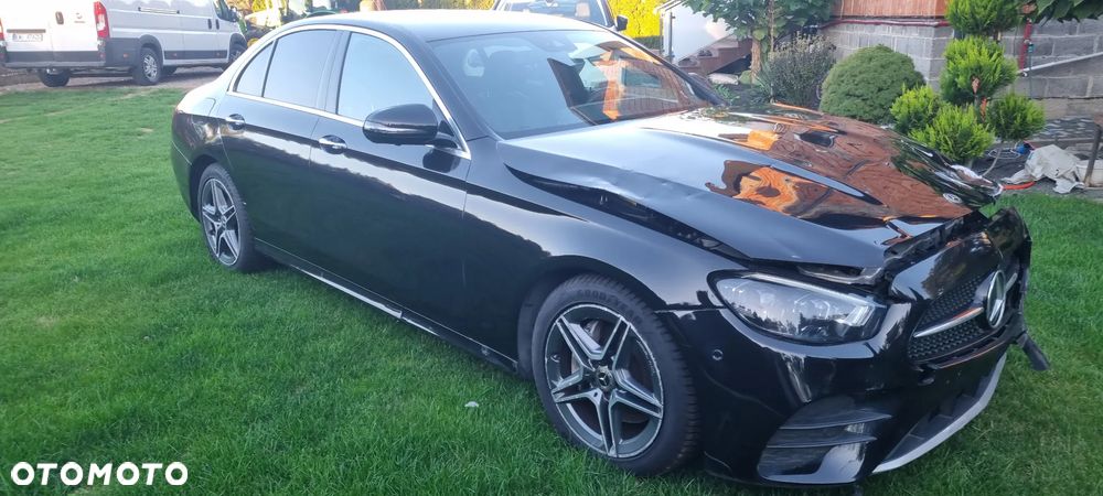Mercedes-Benz Klasa E 220 d 9G-TRONIC AMG Line - 7