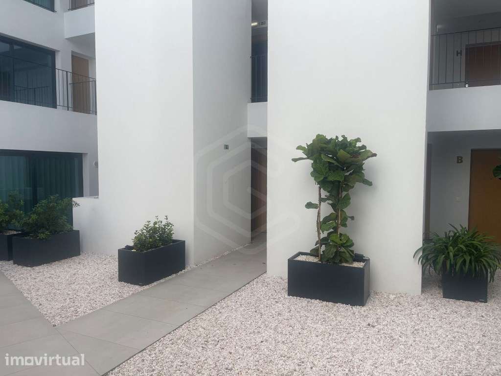 Apartamento T3, zona nobre, piscina comum na cobertura e terraço, F... - Grande imagem: 4/19