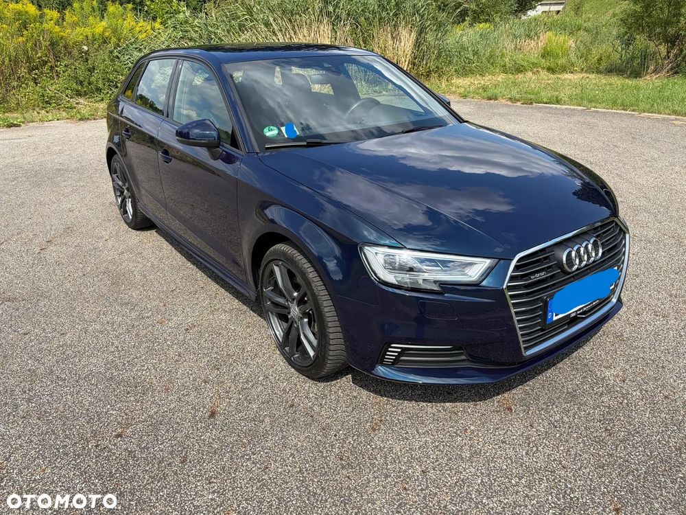 Audi A3 Sportback - 2