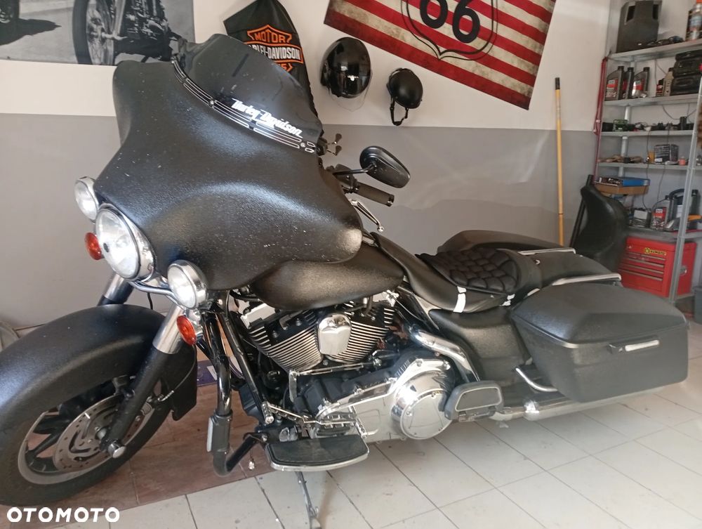 Harley-Davidson Dyna - 2