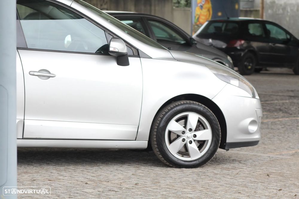 Renault Scénic 1.5 dCi Dynamique S - 7