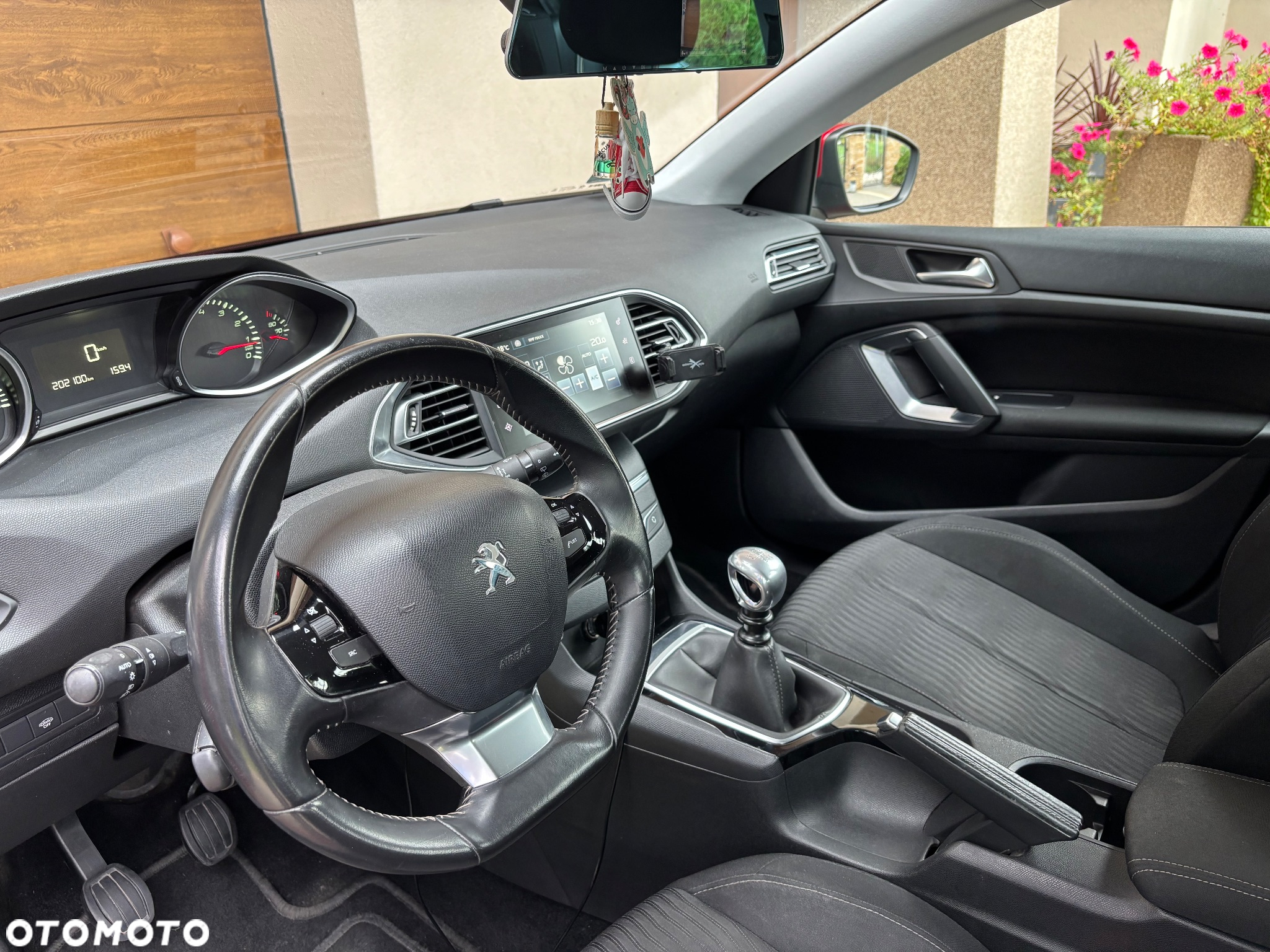 Peugeot 308 1.6 THP Active - 17
