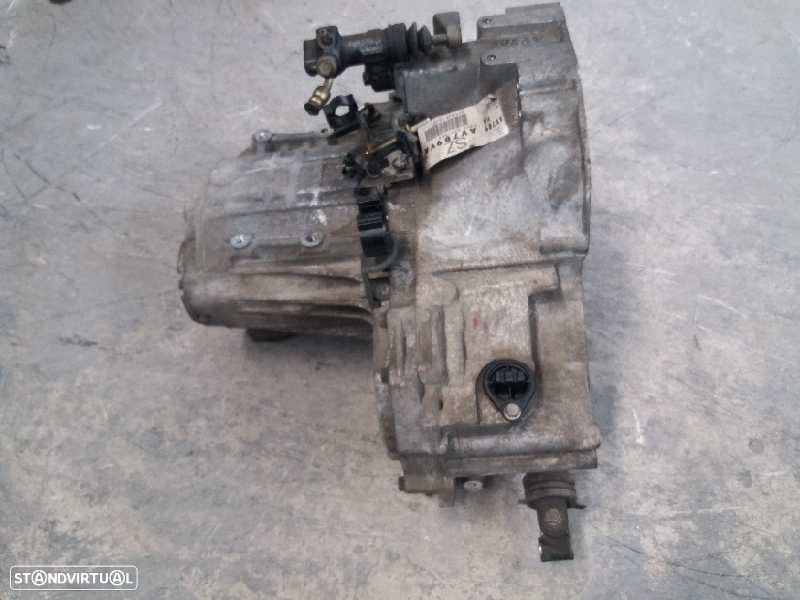 CAIXA VELOCIDADES NISSAN PRIMERA 2003 - 2