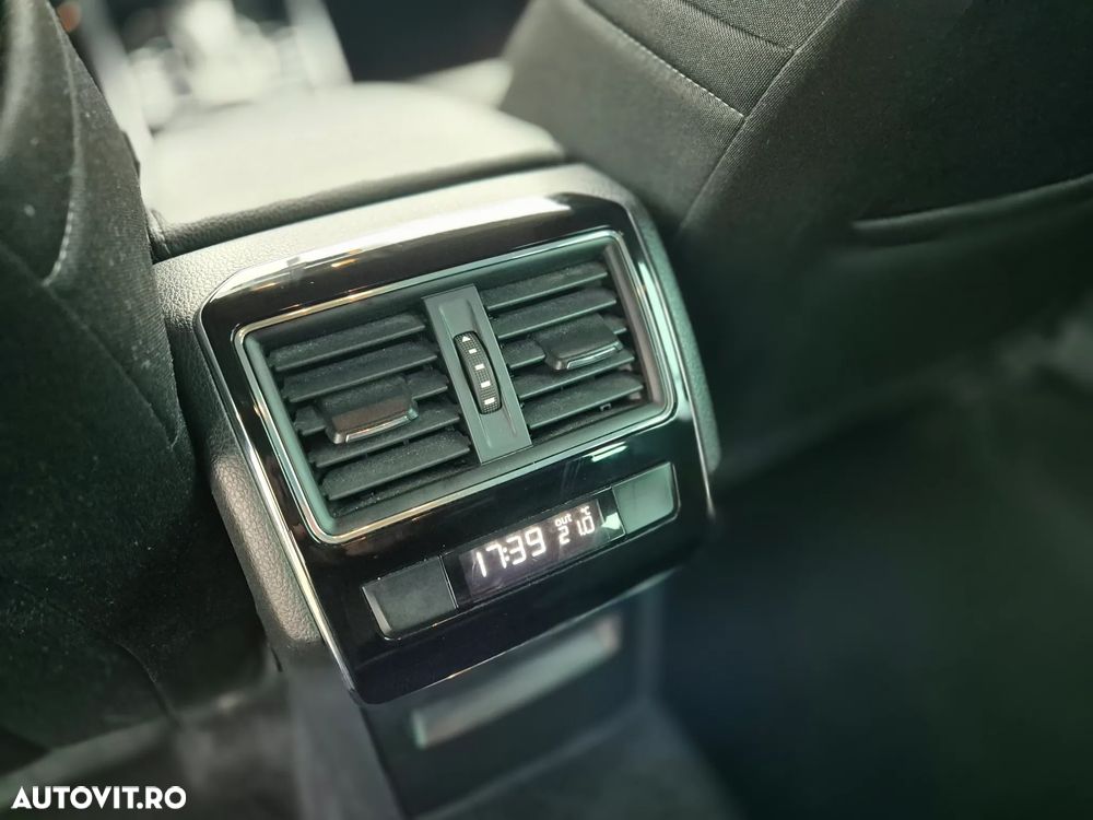 Skoda Superb 2.0 TDI DSG Ambition - 12