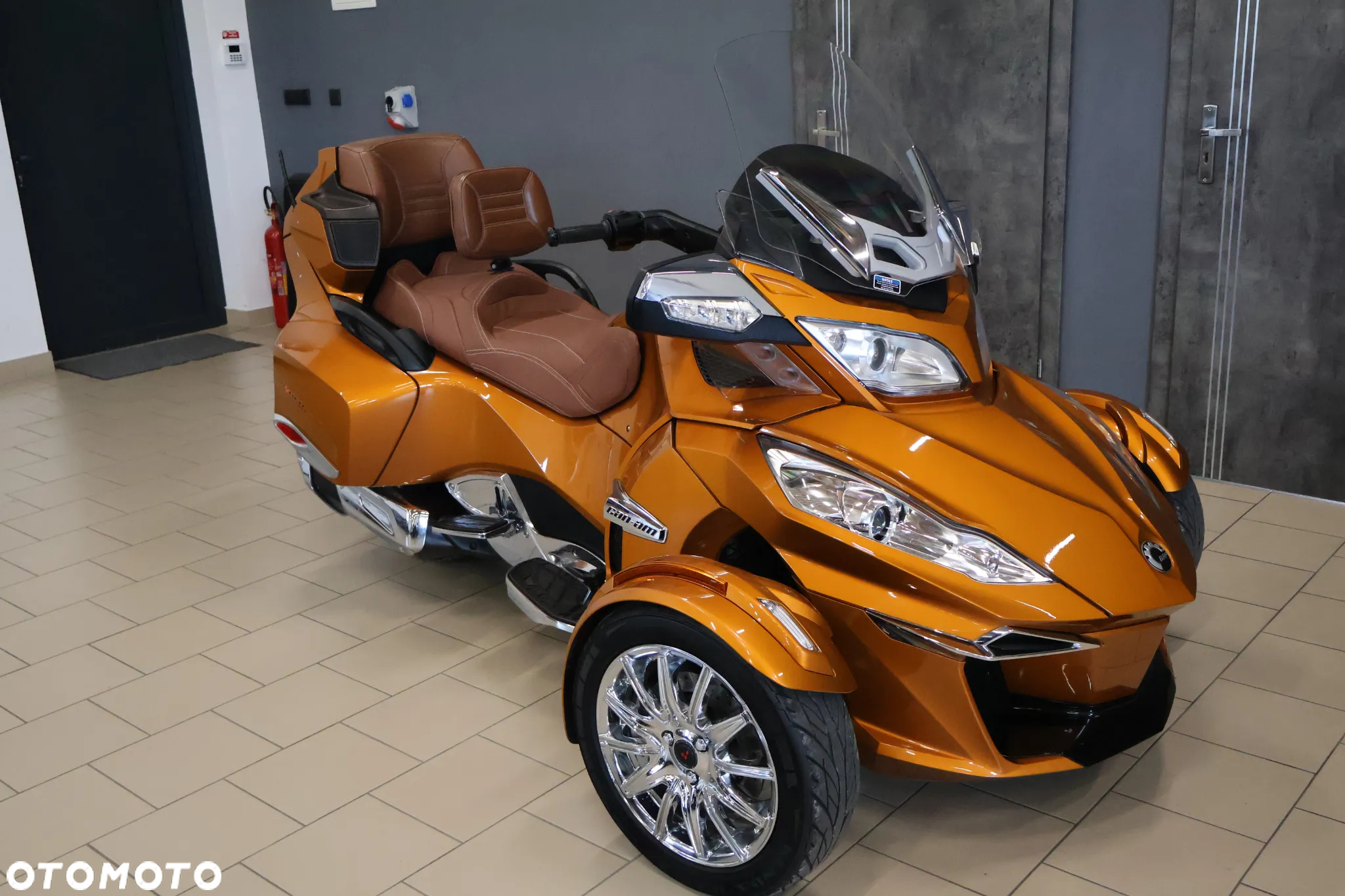Can-Am Spyder - 2