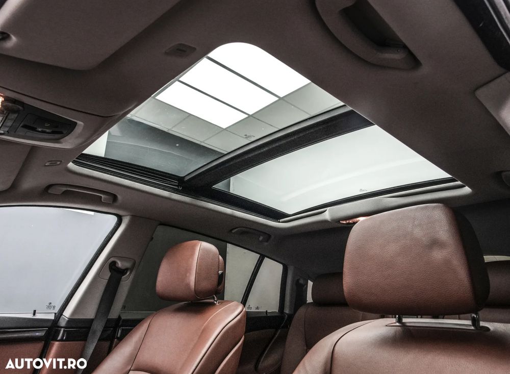 BMW Seria 5 520d xDrive - 8