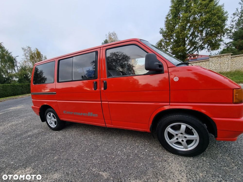 Volkswagen Caravelle - 16