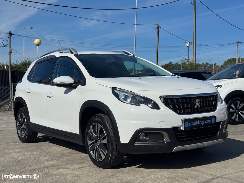 Peugeot 2008 1.2 PureTech Allure - 3