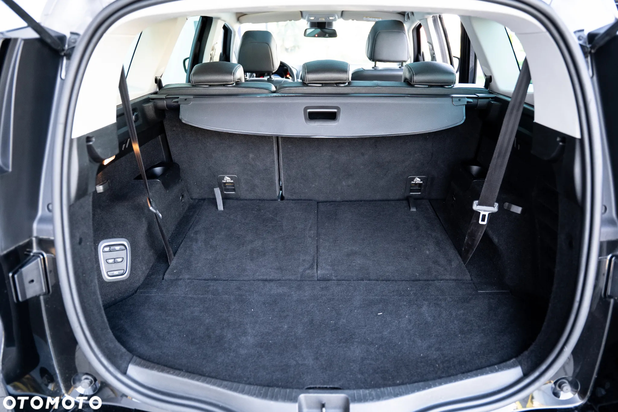 Renault Grand Scenic TCe 140 GPF BOSE EDITION - 32