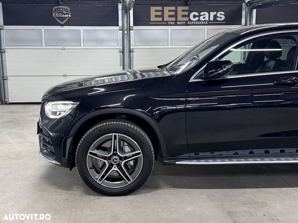 Mercedes-Benz GLC 300 e 4Matic 9G-TRONIC AMG Line Plus - 19