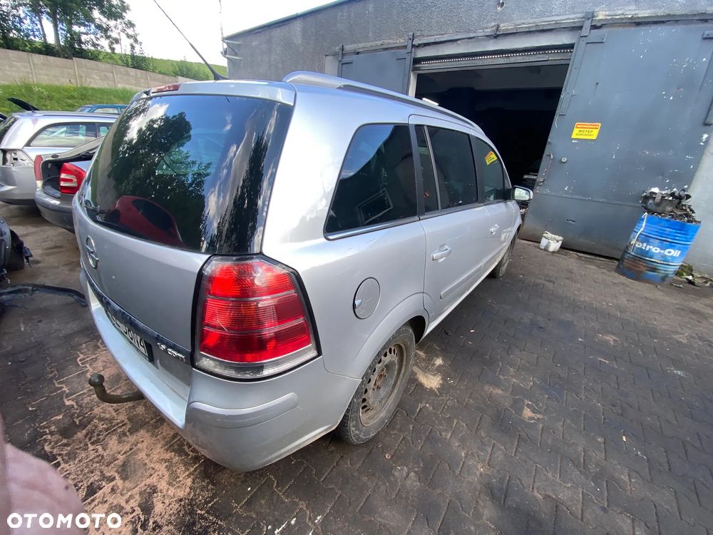 Opel ZAFIRA  B Lift na części - 4