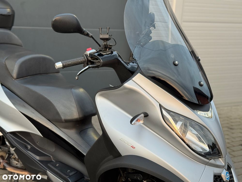 Piaggio MP-3 - 6