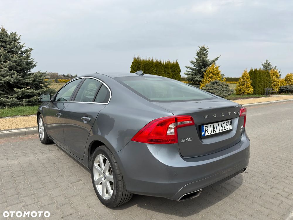 Volvo S60 2.5 T5 AWD - 7