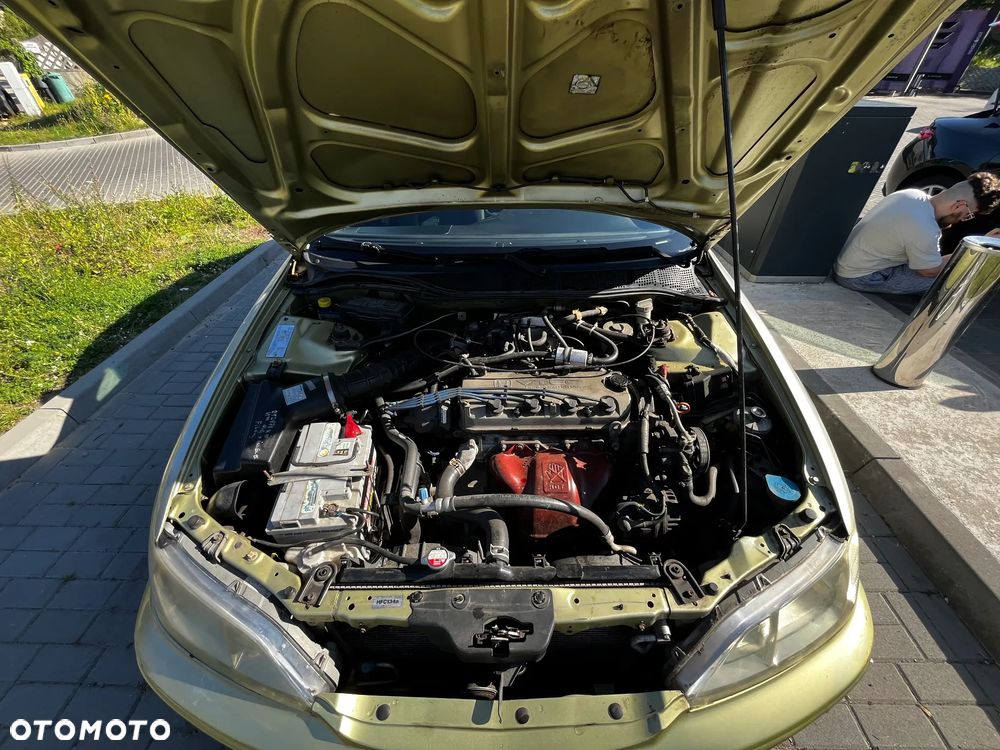 Honda Accord 1.8i S - 37
