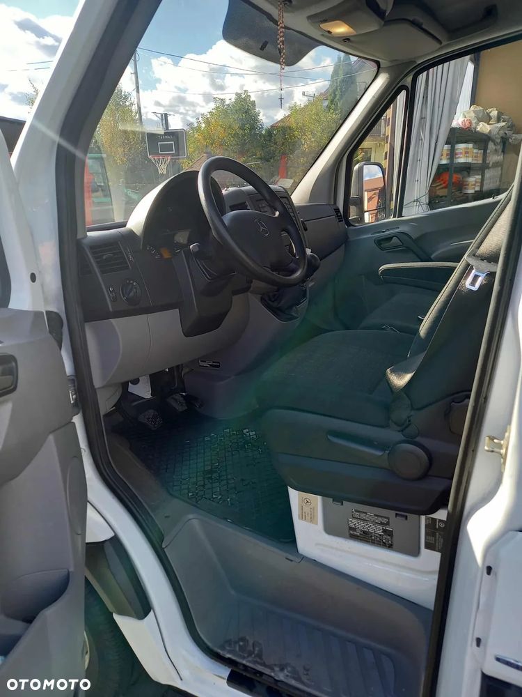 Mercedes-Benz sprinter - 4