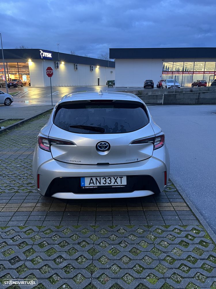 Toyota Corolla 1.8 Hybrid Comfort+P.Sport - 4