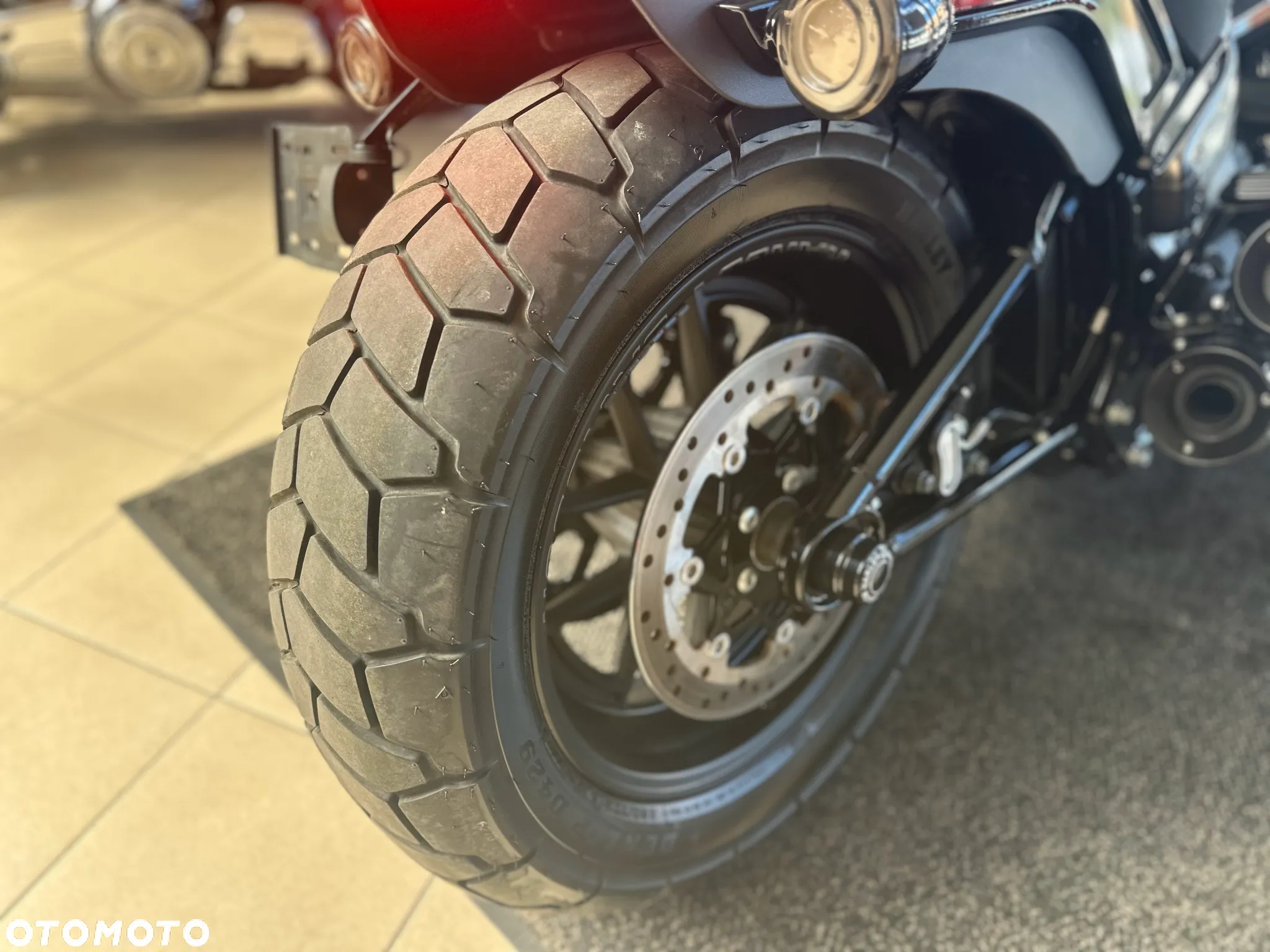 Harley-Davidson Softail Fat Bob - 39