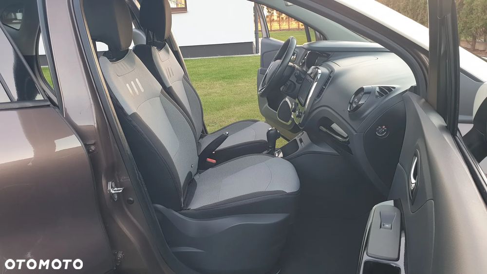 Renault Captur - 21