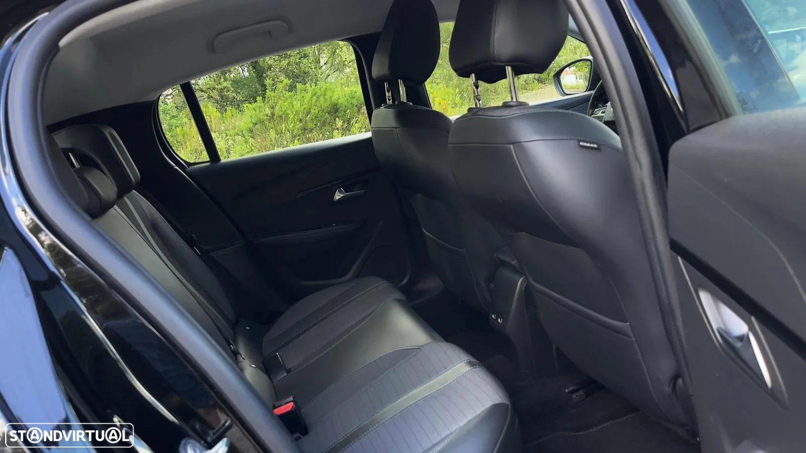Peugeot 208 1.2 PureTech Allure Pack EAT8 - 21