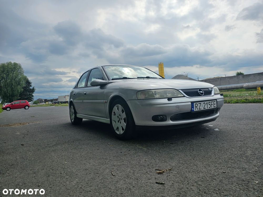 Opel Vectra - 7