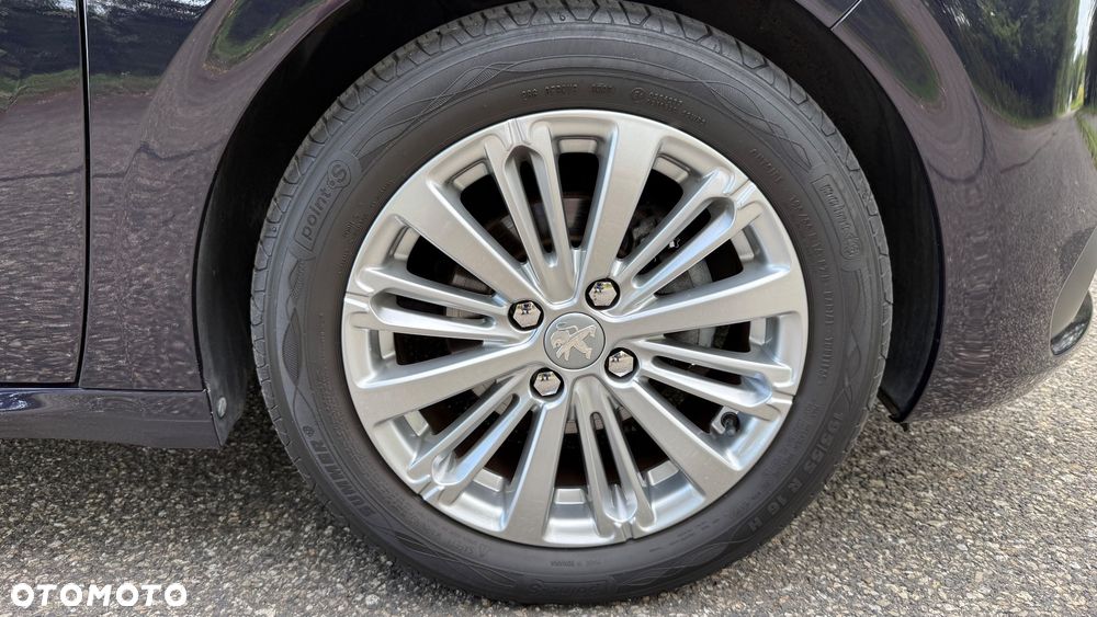 Peugeot 208 PureTech 82 Start & Stop Allure - 26