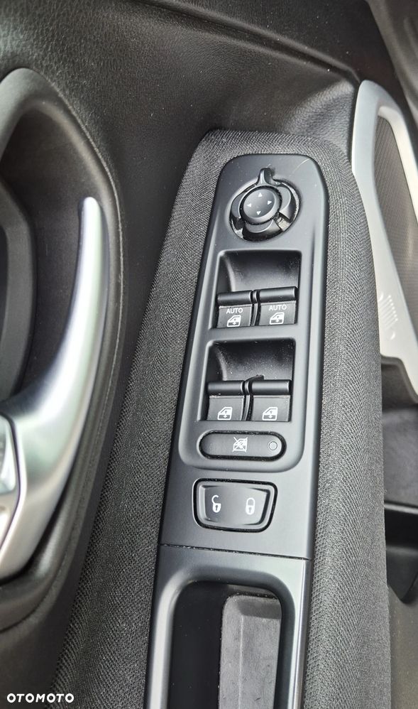 Jeep Renegade 1.0 GSE T3 Turbo Sport FWD S&S - 22