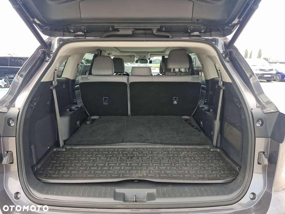 Toyota Highlander - 14
