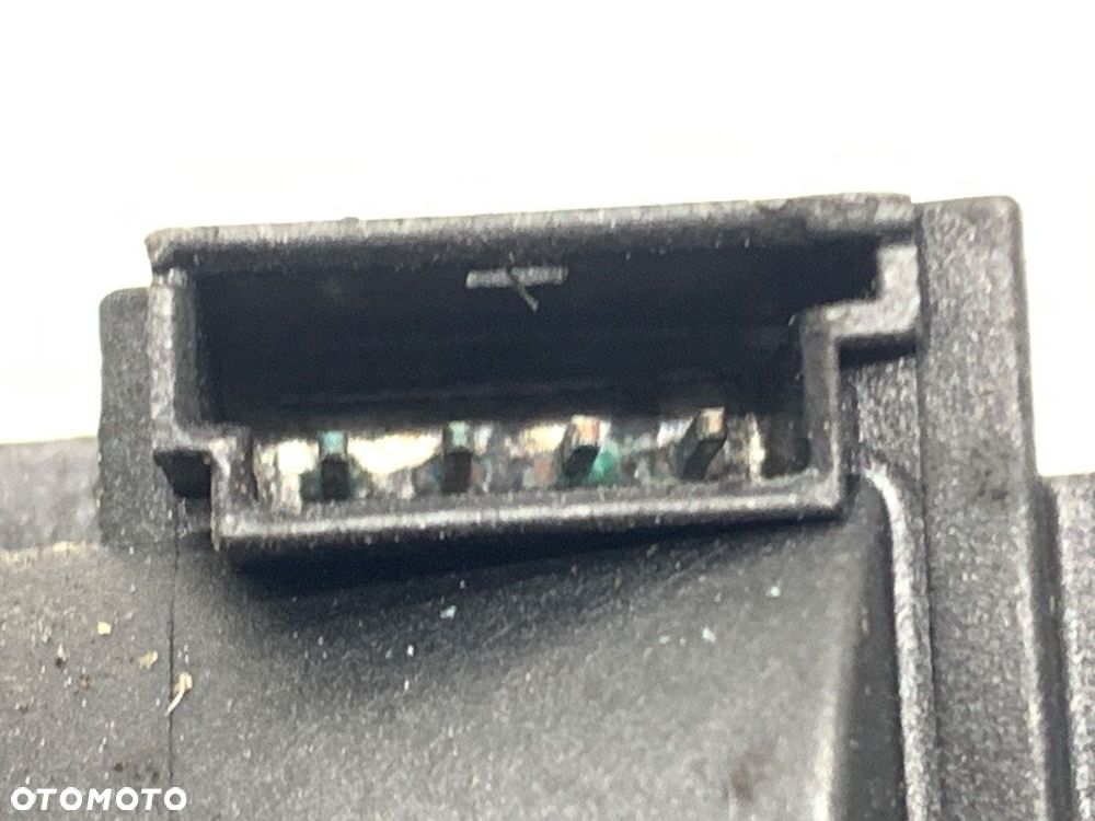 ZAMEK KLAPY TYŁ  MERCEDES-BENZ KLASA C T-Model (S204) 2007 - 2014 C 200 Kompressor (204.241) 135 kW - 3