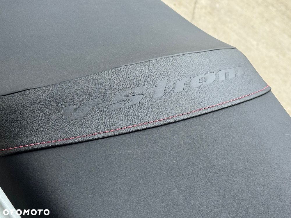 Suzuki V-STROM - 15