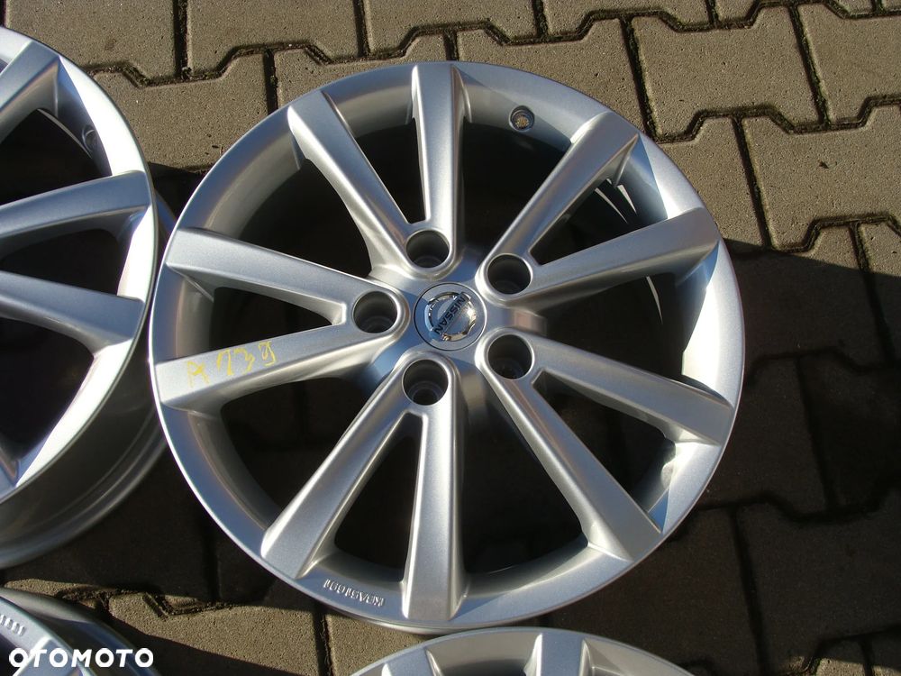 a139 5x114,3 Nissan X-Trail Qashqai Juke Leaf Quest Maxima 7jX17 - 5