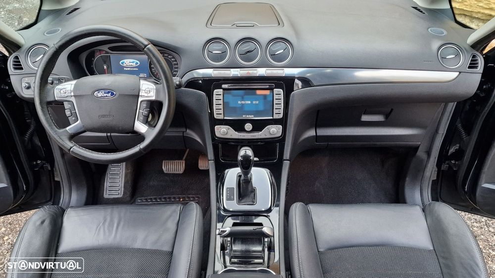 Ford S-Max 2.2 TDCi Titanium 7L - 16