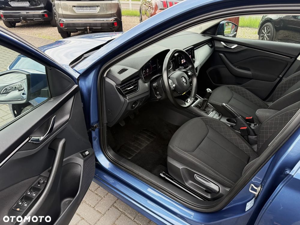 Skoda Kamiq 1.0 TSI Tour - 7