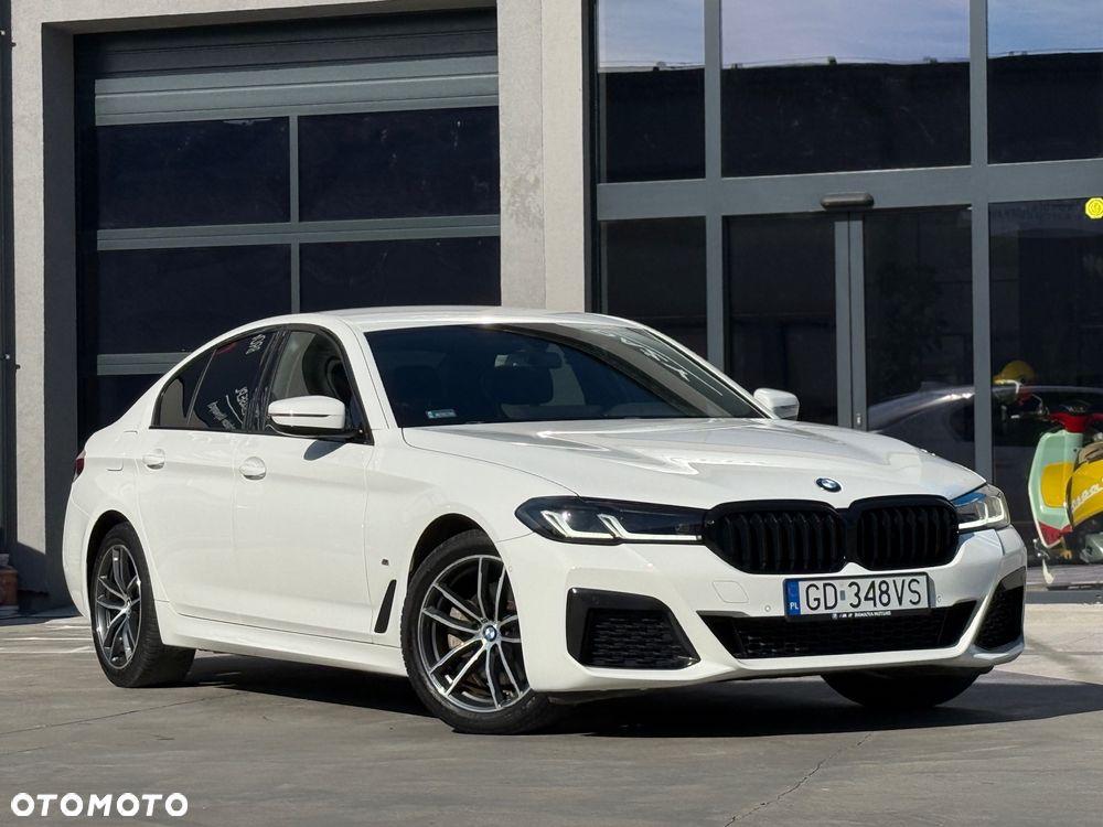 BMW Seria 5 520d xDrive mHEV M Sport sport - 3