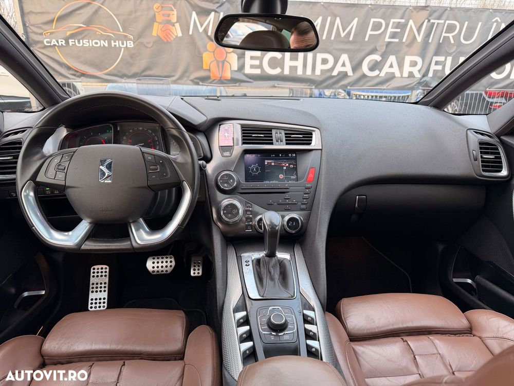 Citroën DS5 HDi 165 Aut. SportChic - 12