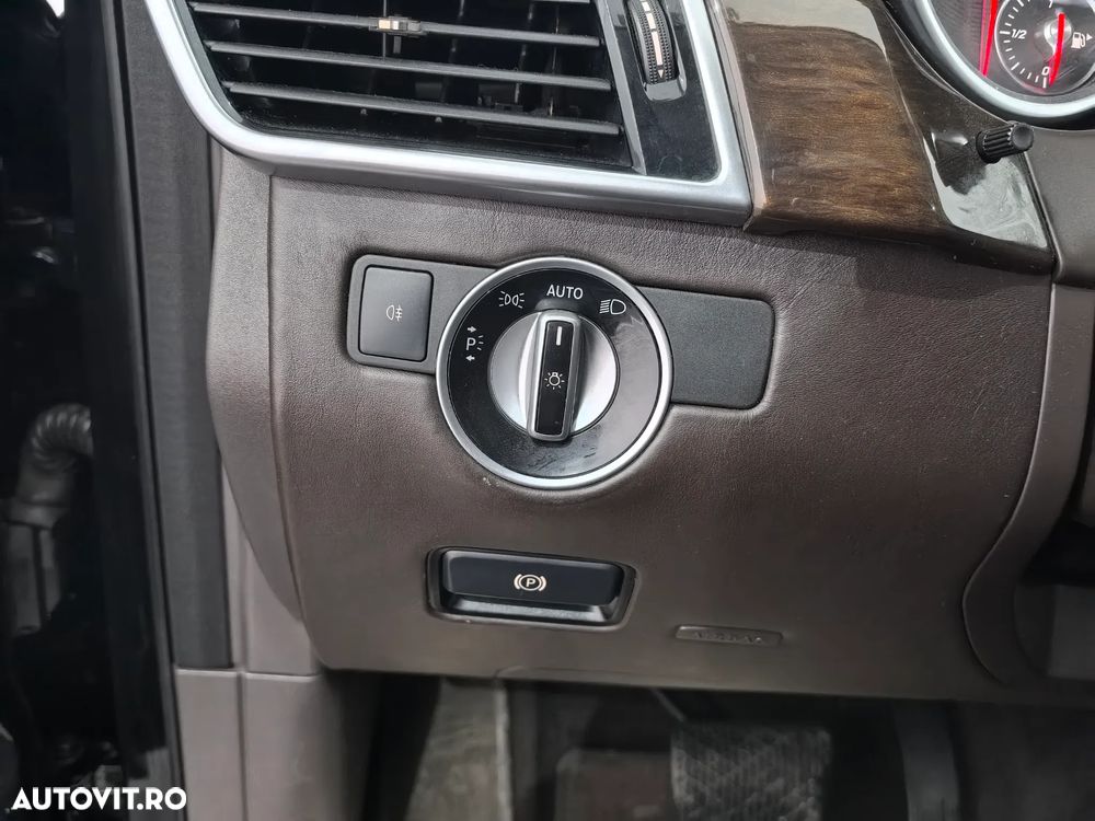 Mercedes-Benz GLS - 14