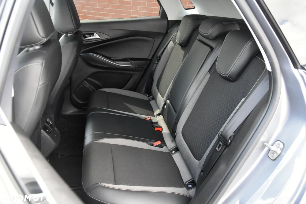 Opel Grandland X 1.6 CDTI Innovation S&S - 25