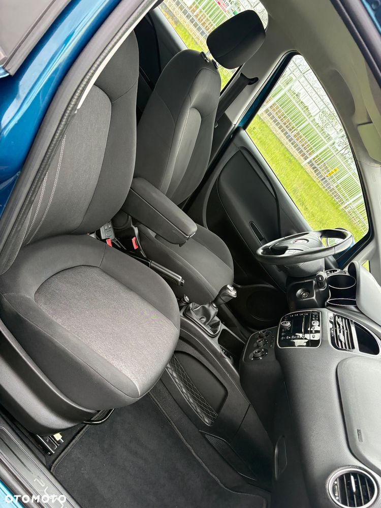 Fiat Grande Punto 1.4 8V Dualogic Active - 26