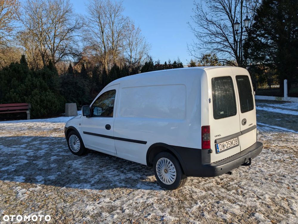 Opel Combo C - 10