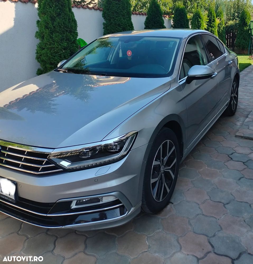 Volkswagen Passat 2.0 TDI DSG 4Motion R Executive - 2
