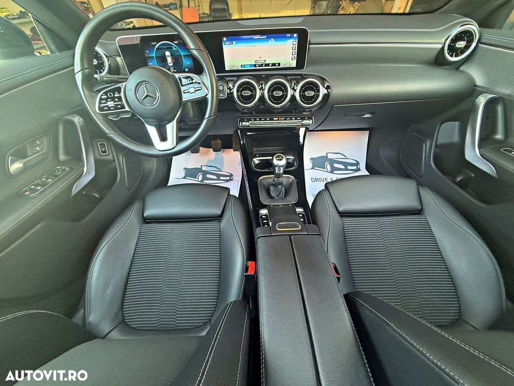 Mercedes-Benz CLA 180 - 11