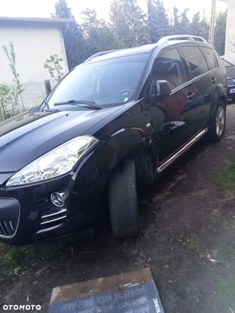 Peugeot 4007 HDI FAP 7-Sitzer Platinum - 2