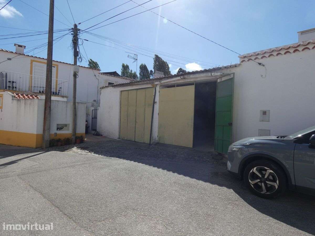 Terreno de 1050m2 no centro da Azueira com PIP para 4 moradias T3 - Grande imagem: 5/25