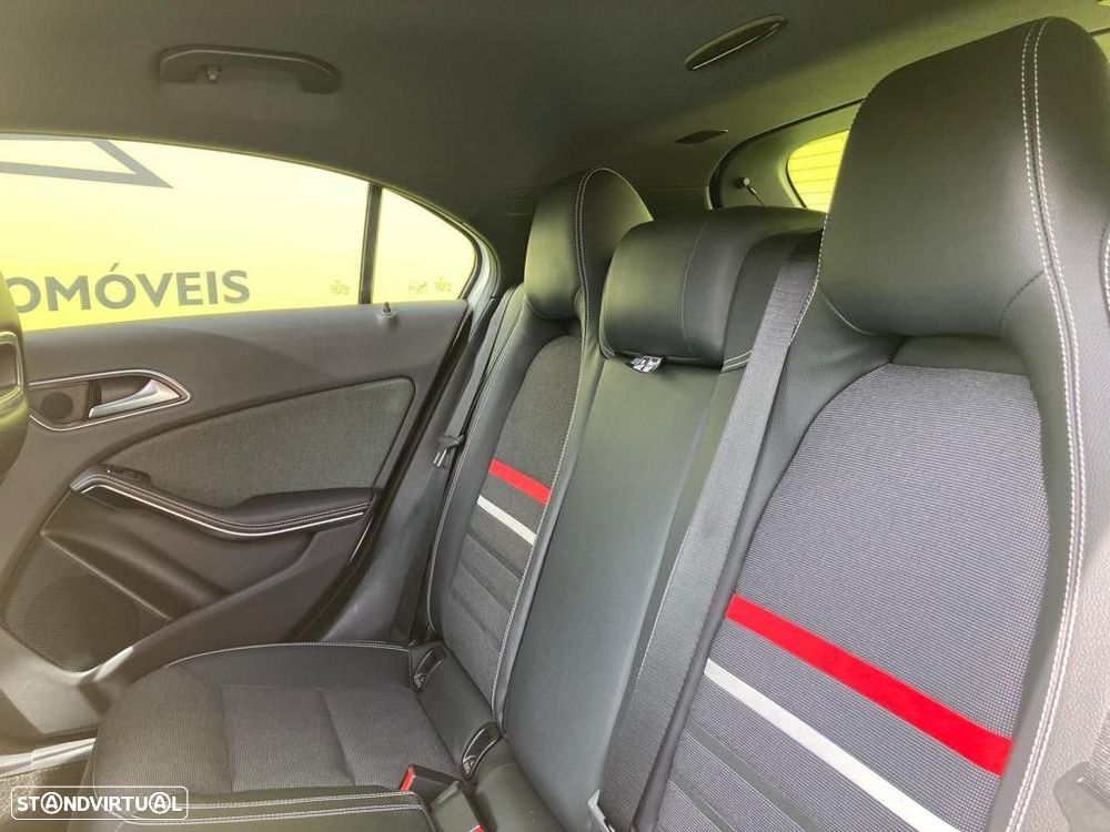 Mercedes-Benz A 180 - 21