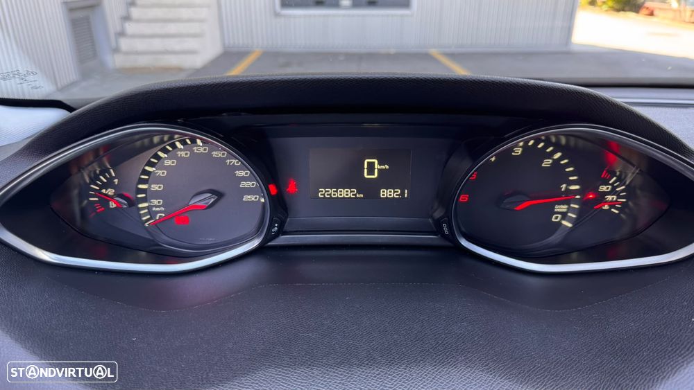 Peugeot 308 SW 1.6 BlueHDi Style - 12