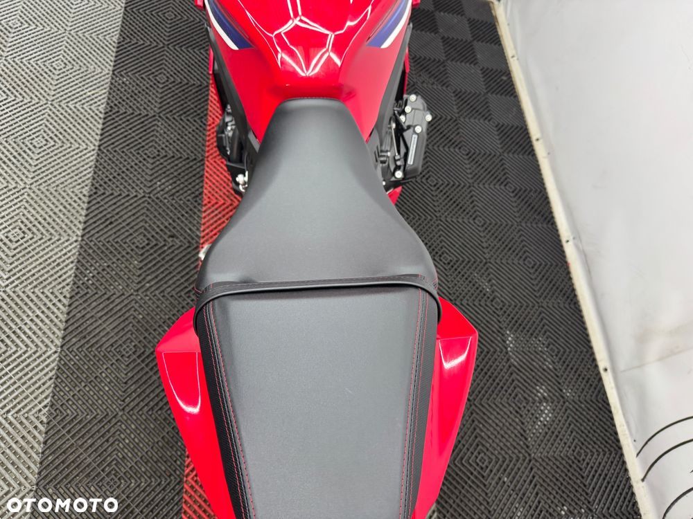 Honda CBR - 22