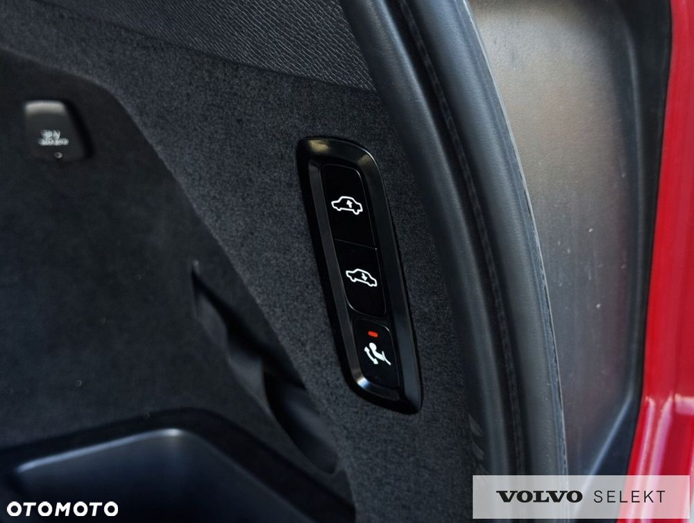 Volvo XC 90 - 32