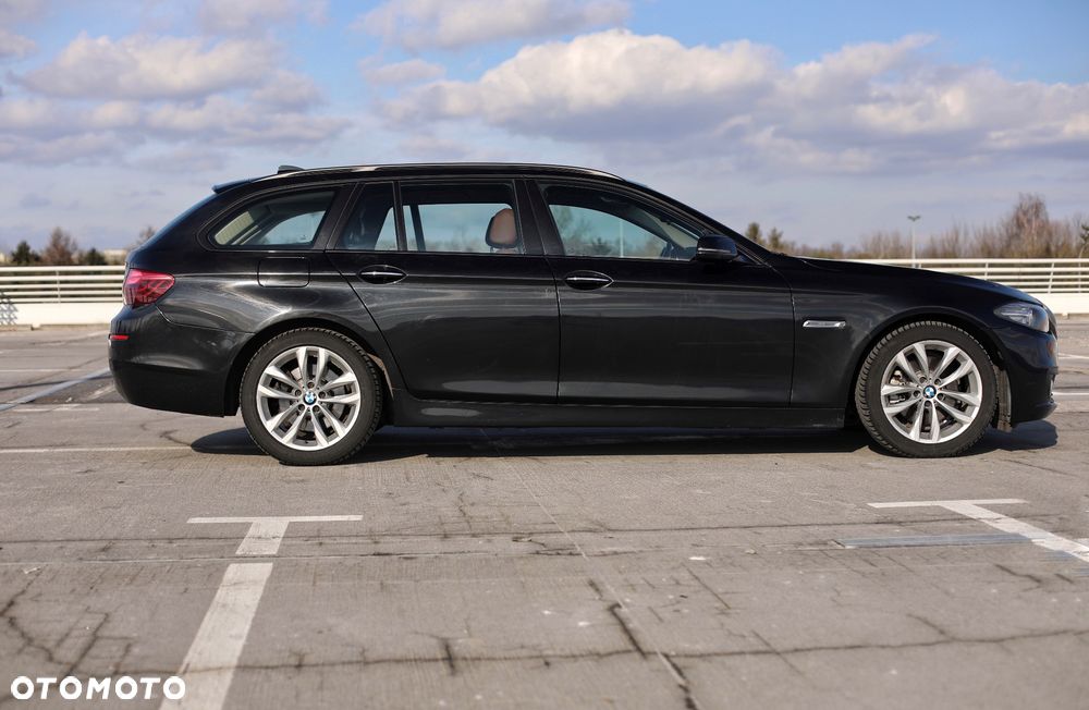 BMW Seria 5 520d Luxury Line - 10