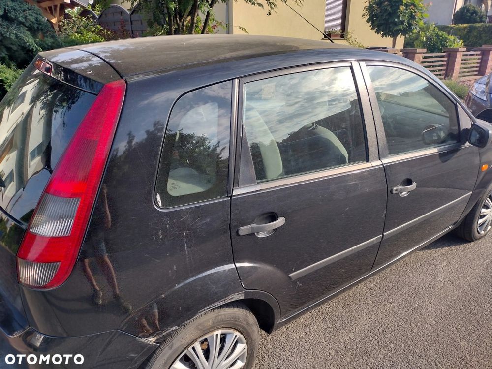 Ford Fiesta - 6