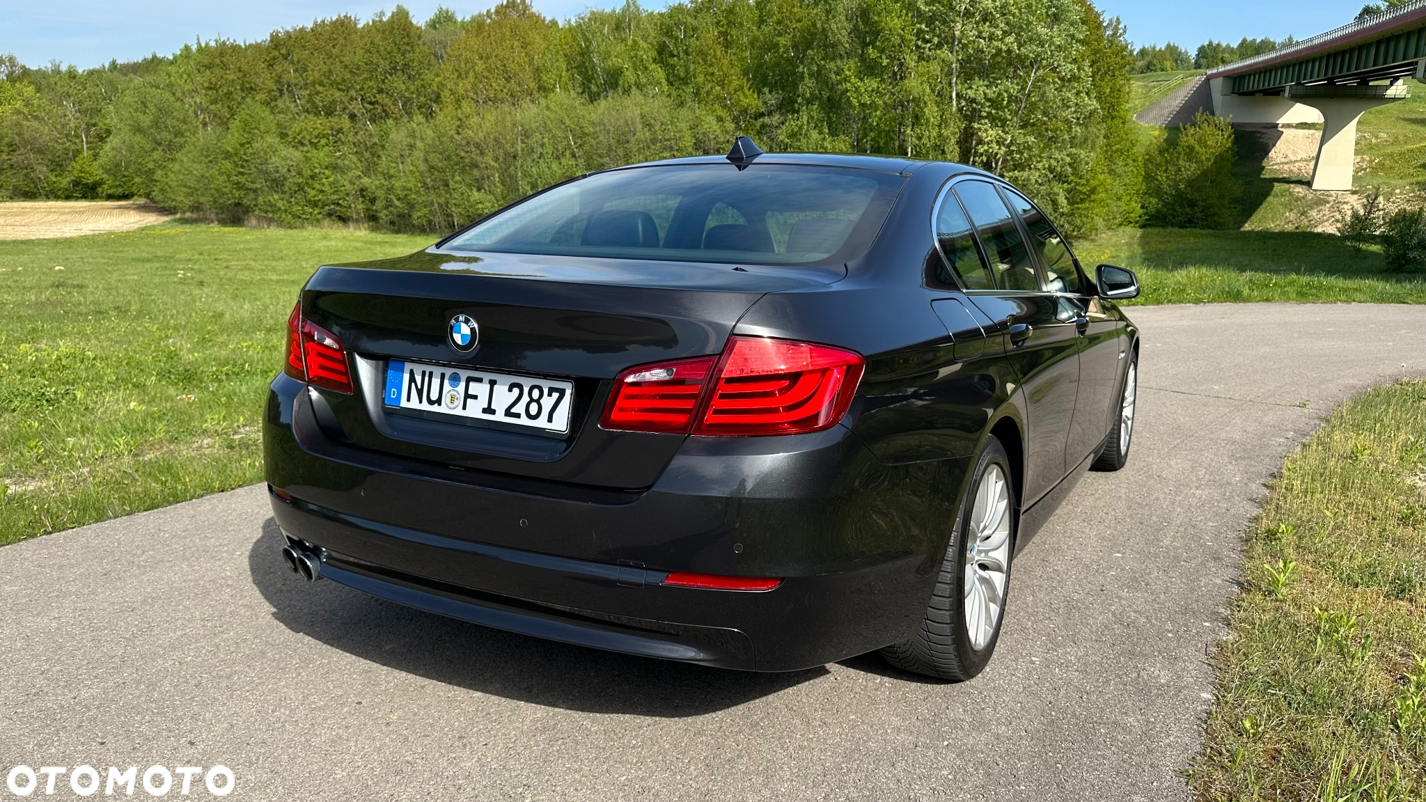 BMW Seria 5 520d Touring - 10