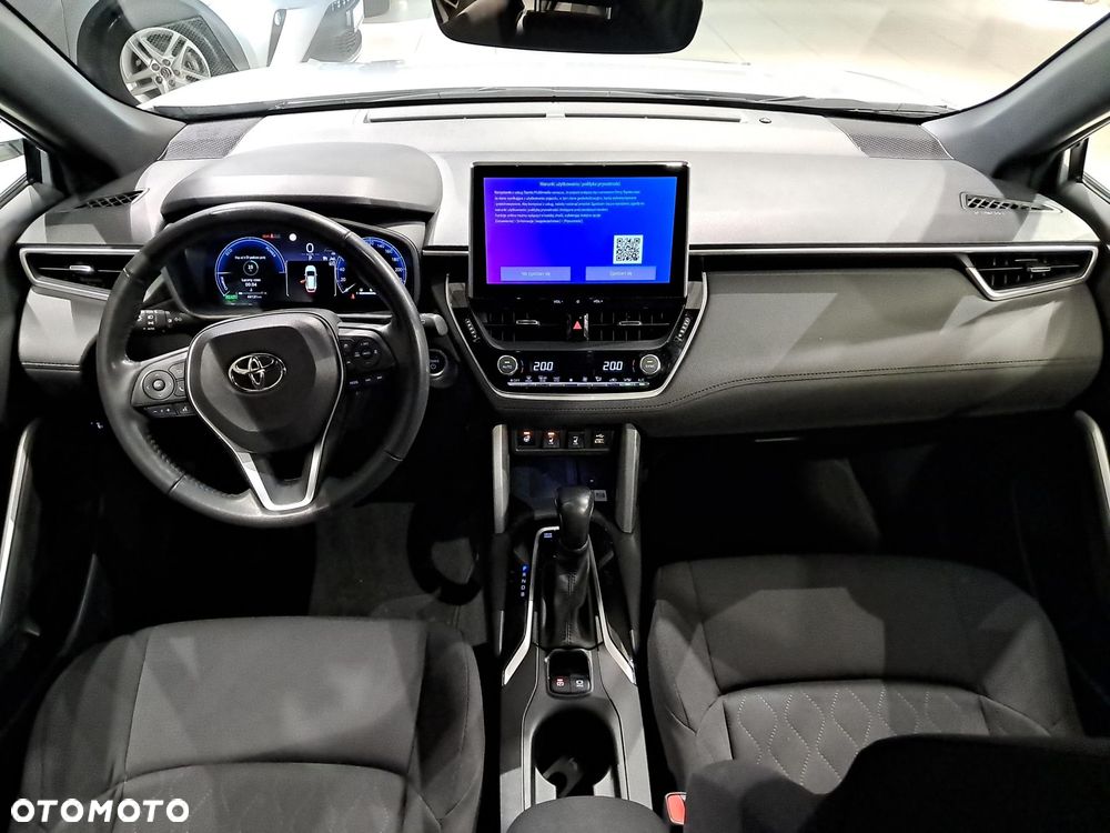 Toyota Corolla Cross - 12